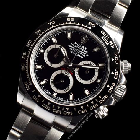 black dial daytona